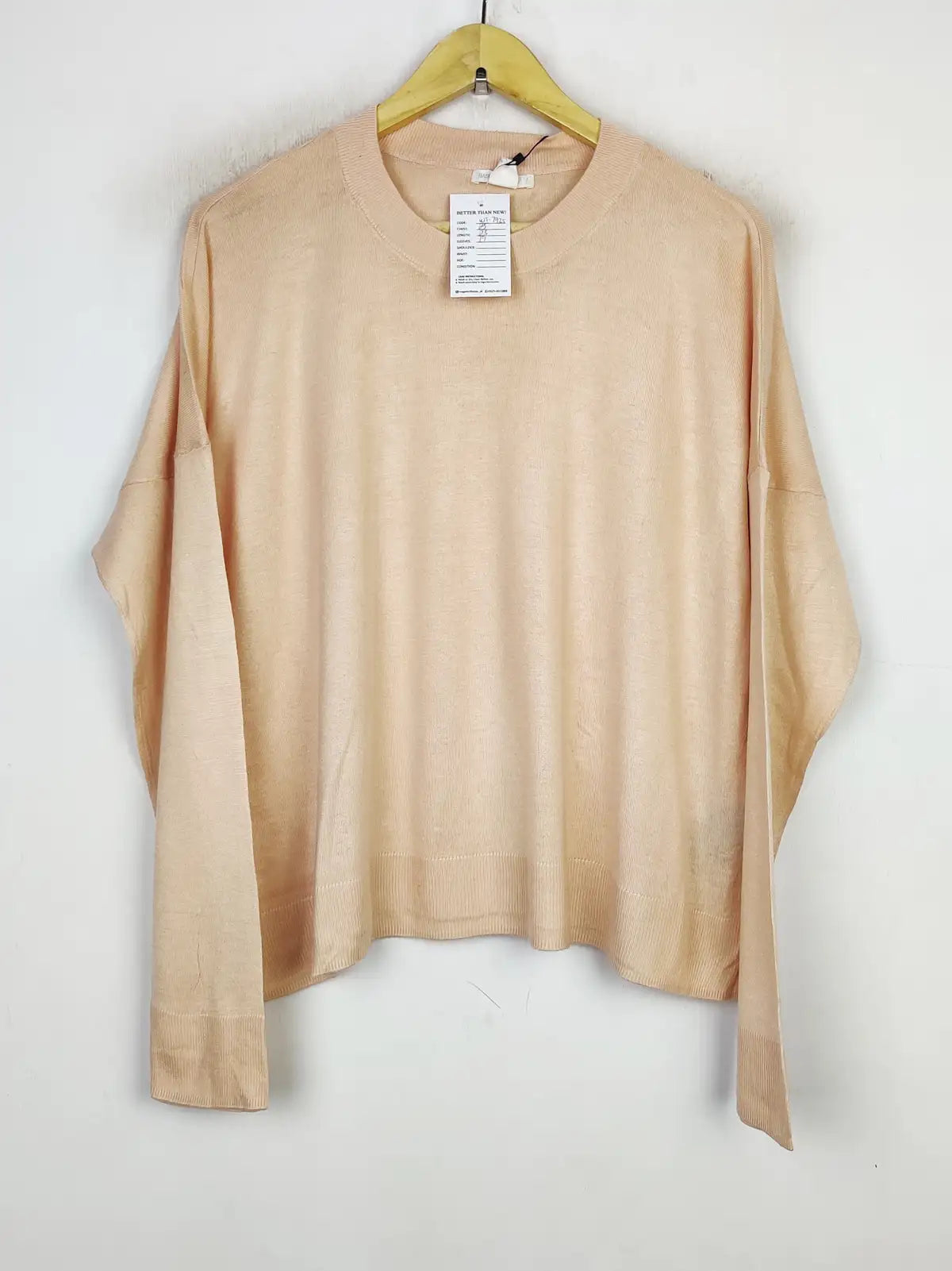 Buy online pre-used pre-loved 100% authentic & Original branded H&M (WT-7925) available in Pakistan. Top international brands avilable.