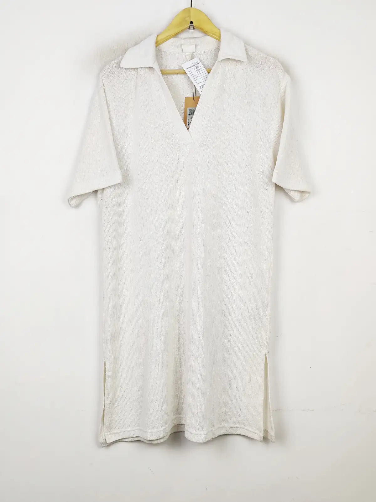 Buy online pre-used pre-loved 100% authentic & Original branded H&M (WT-7965) available in Pakistan. Top international brands avilable.