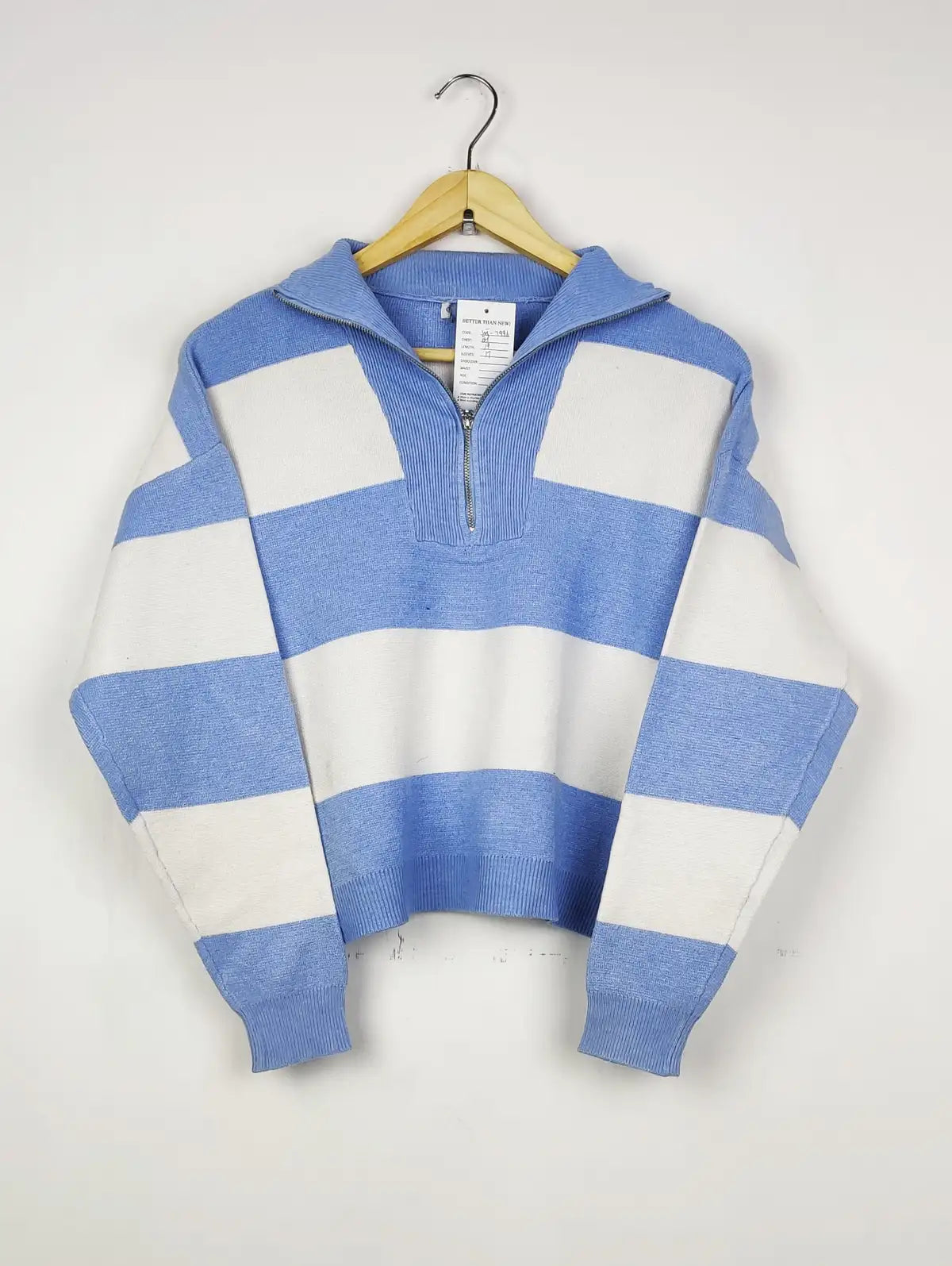 Buy online pre-used pre-loved 100% authentic & Original branded Unknown Brand (WT-7996) available in Pakistan. Top international brands avilable.