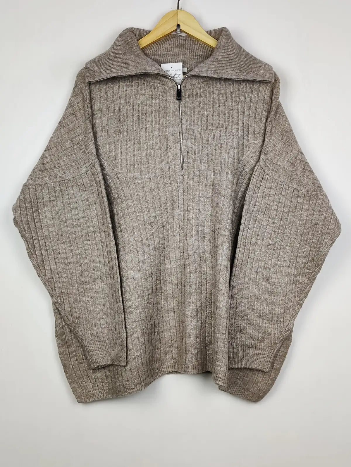 Buy online pre-used pre-loved 100% authentic & Original branded George (WT-8016) available in Pakistan. Top international brands avilable.