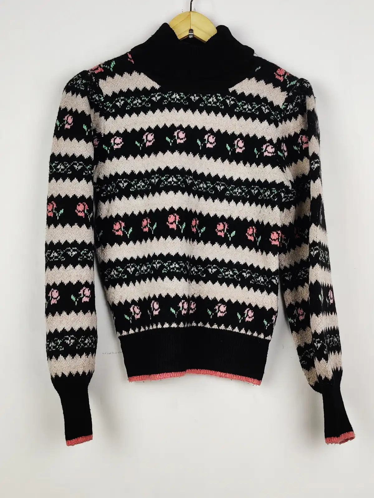 Buy online pre-used pre-loved 100% authentic & Original branded River Island (WT-8052) available in Pakistan. Top international brands avilable.