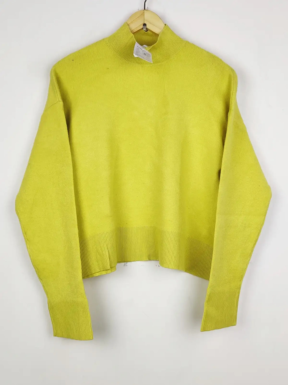 Buy online pre-used pre-loved 100% authentic & Original branded Primark (WT-8055) available in Pakistan. Top international brands avilable.