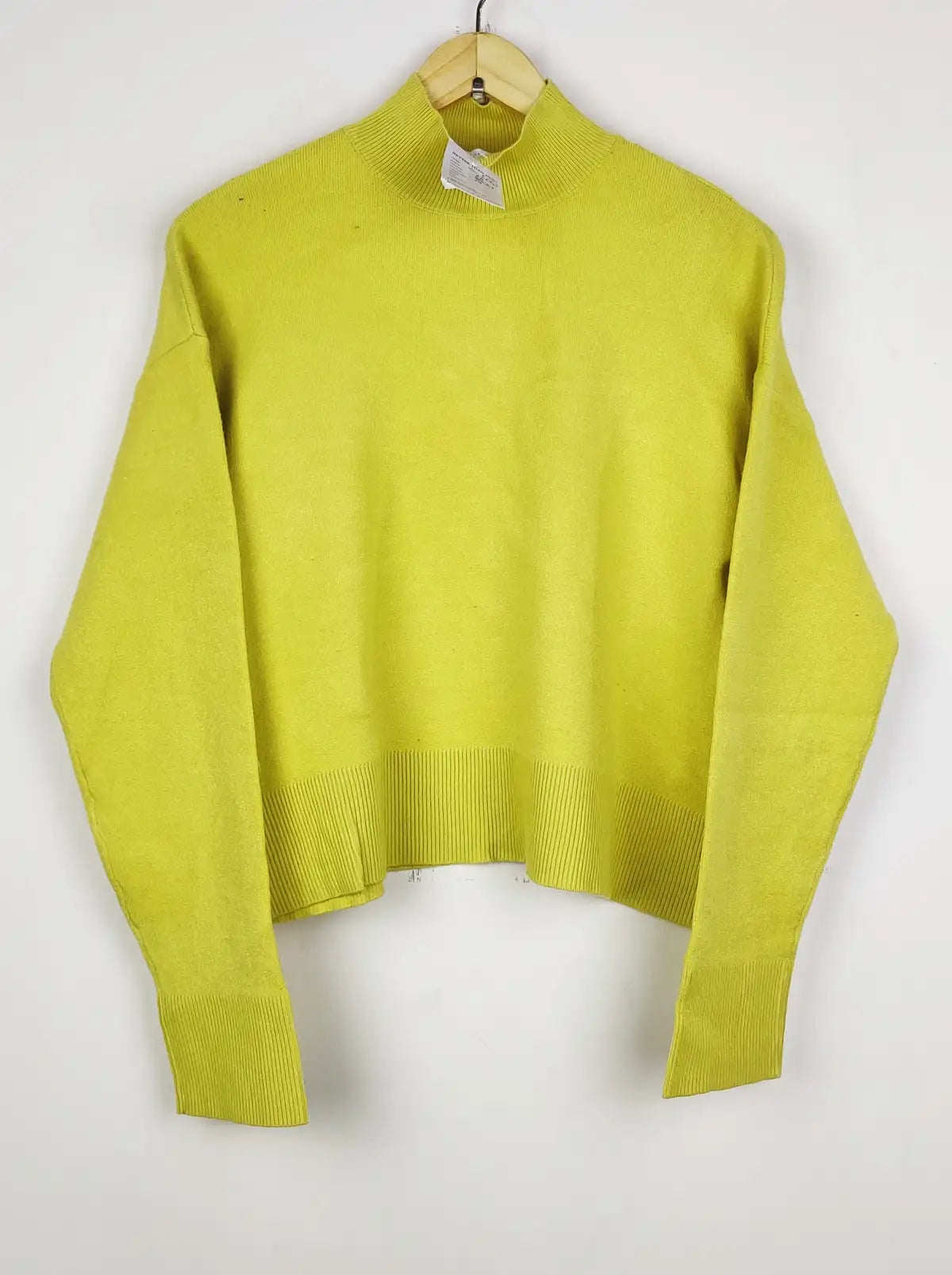 Buy online pre-used pre-loved 100% authentic & Original branded Primark (WT-8055) available in Pakistan. Top international brands avilable.