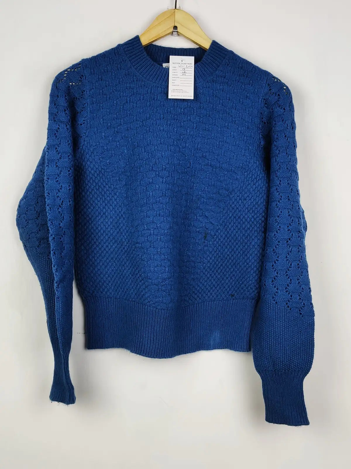 Buy online pre-used pre-loved 100% authentic & Original branded Gallery (WT-8059) available in Pakistan. Top international brands avilable.