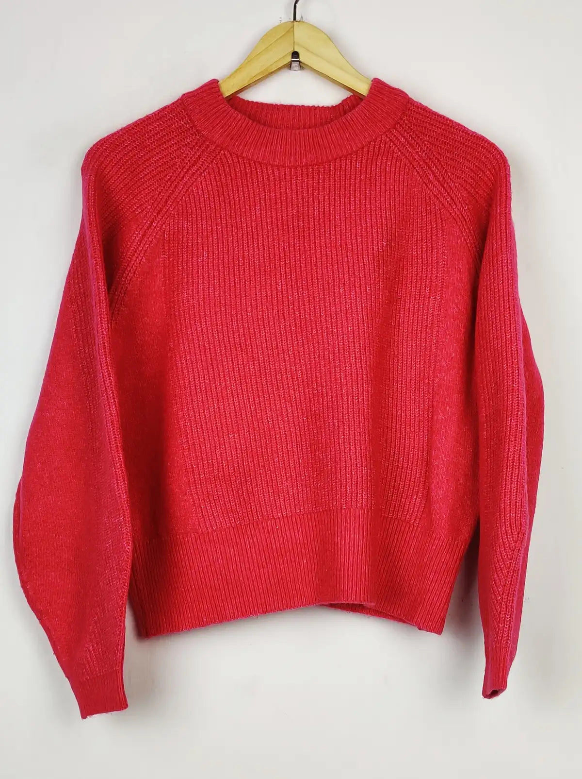 Buy online pre-used pre-loved 100% authentic & Original branded Marks & Spencer (WT-8076) available in Pakistan. Top international brands avilable.