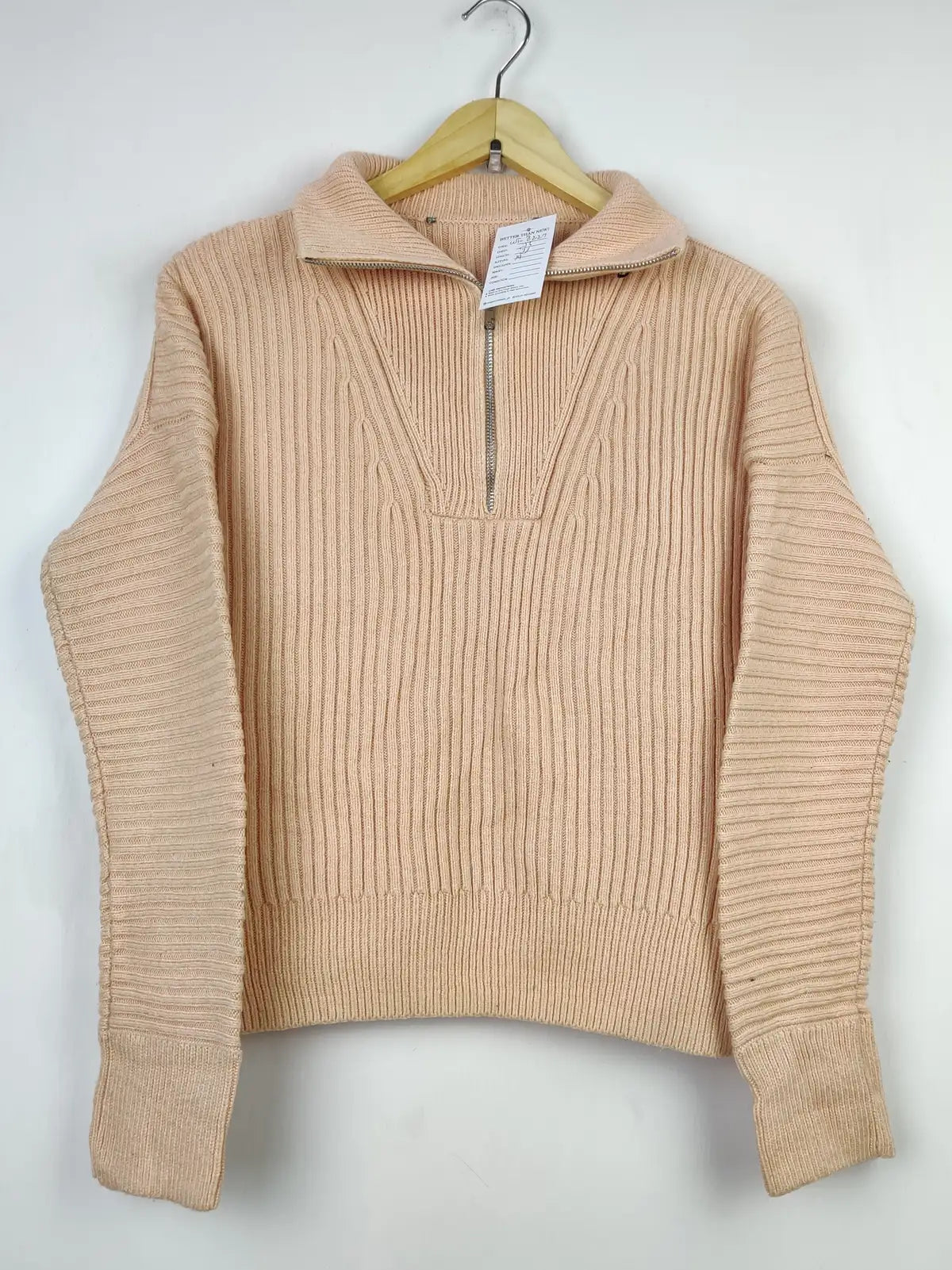 Buy online pre-used pre-loved 100% authentic & Original branded Unknown Brand (WT-8227) available in Pakistan. Top international brands avilable.