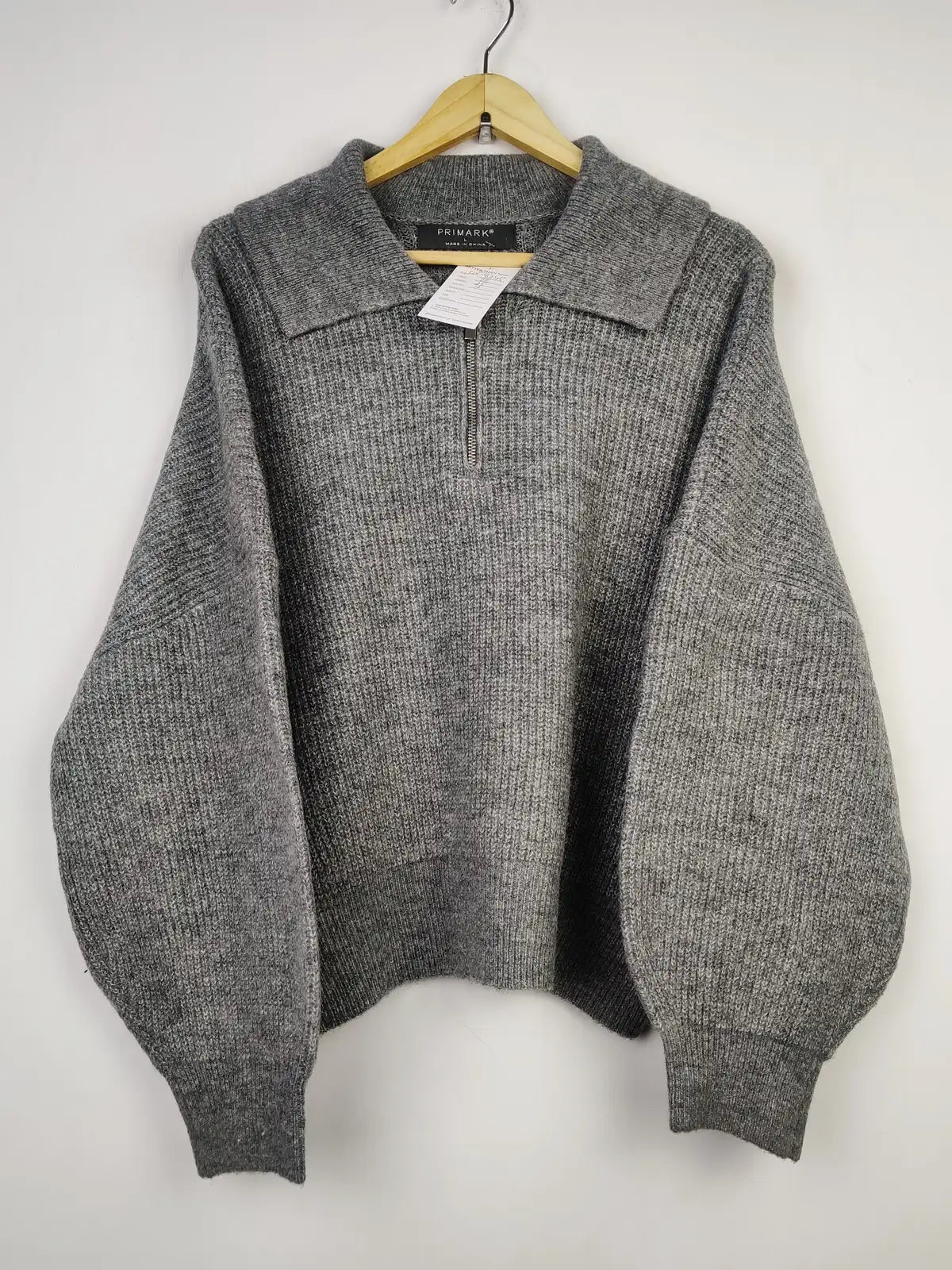 Buy online pre-used pre-loved 100% authentic & Original branded Primark (WT-8245) available in Pakistan. Top international brands avilable.