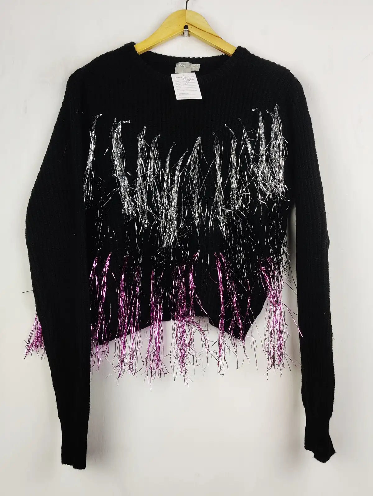 Buy online pre-used pre-loved 100% authentic & Original branded Asos (WT-8466) available in Pakistan. Top international brands avilable.