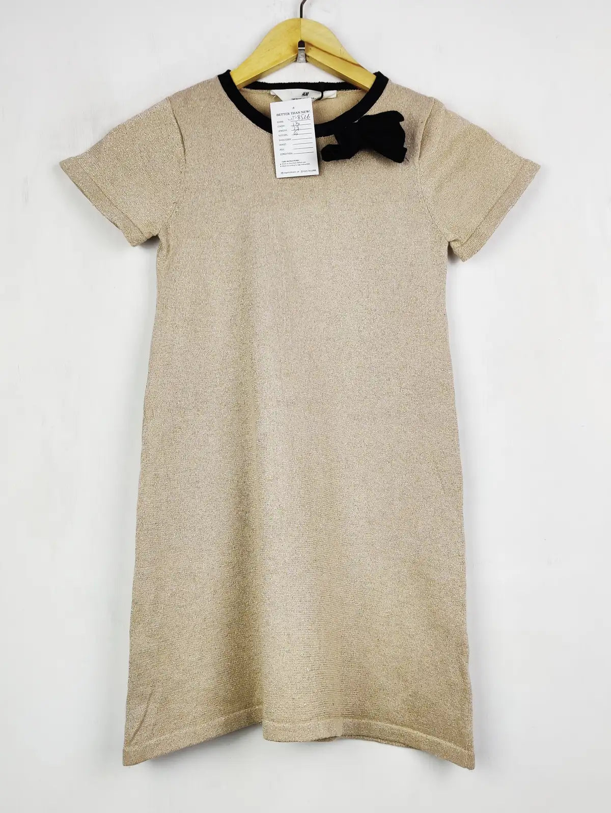 Buy online pre-used pre-loved 100% authentic & Original branded H&M (WT-8526) available in Pakistan. Top international brands avilable.