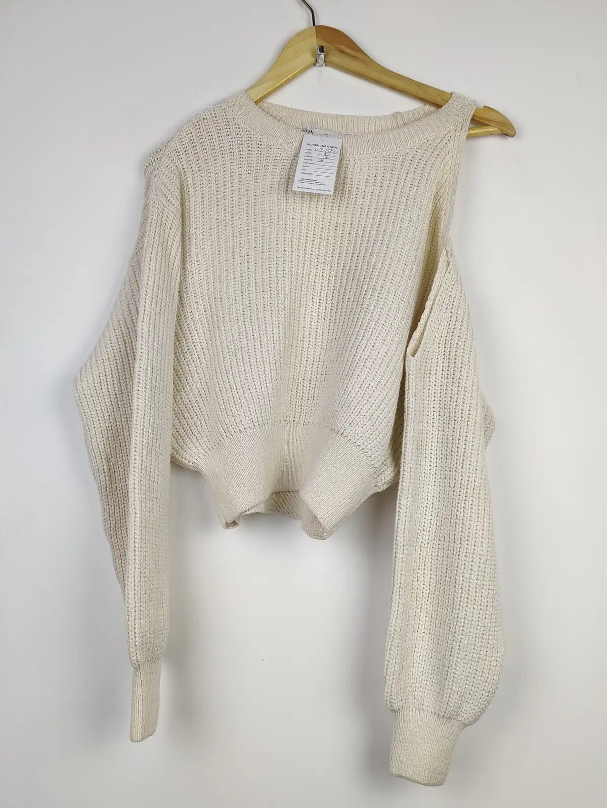 Buy online pre-used pre-loved 100% authentic & Original branded Zara (WT-8720) available in Pakistan. Top international brands avilable.