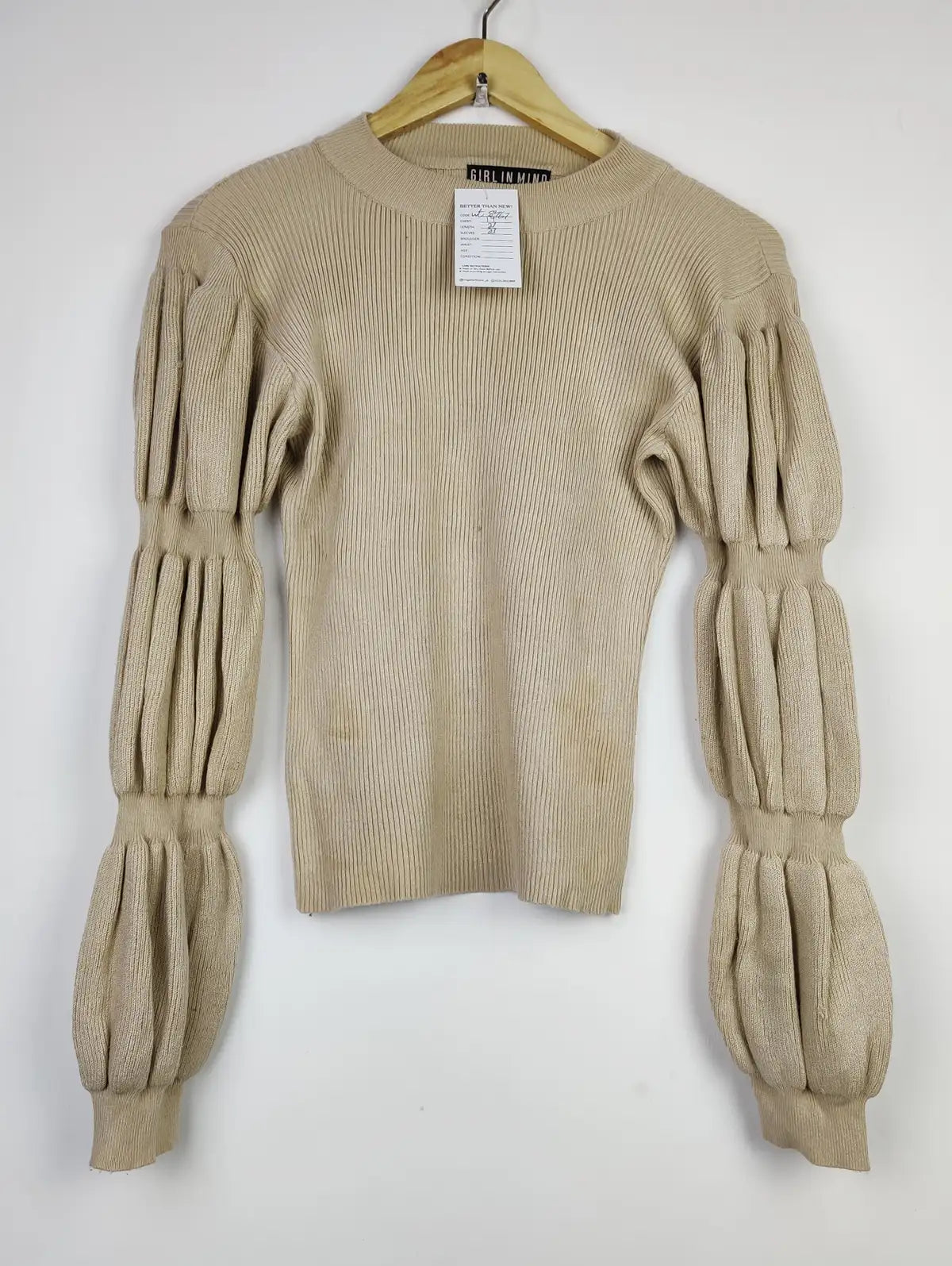 Buy online pre-used pre-loved 100% authentic & Original branded Girl In Mind (WT-8767) available in Pakistan. Top international brands avilable.