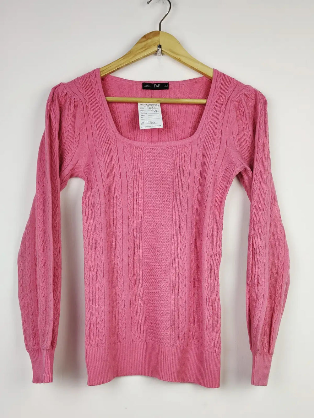 Buy online pre-used pre-loved 100% authentic & Original branded F&F (WT-8804) available in Pakistan. Top international brands avilable.