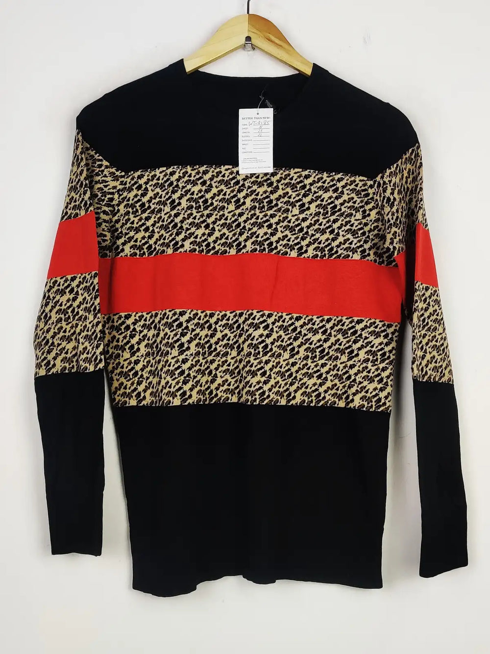 Buy online pre-used pre-loved 100% authentic & Original branded Dkny (WT-9185) available in Pakistan. Top international brands avilable.