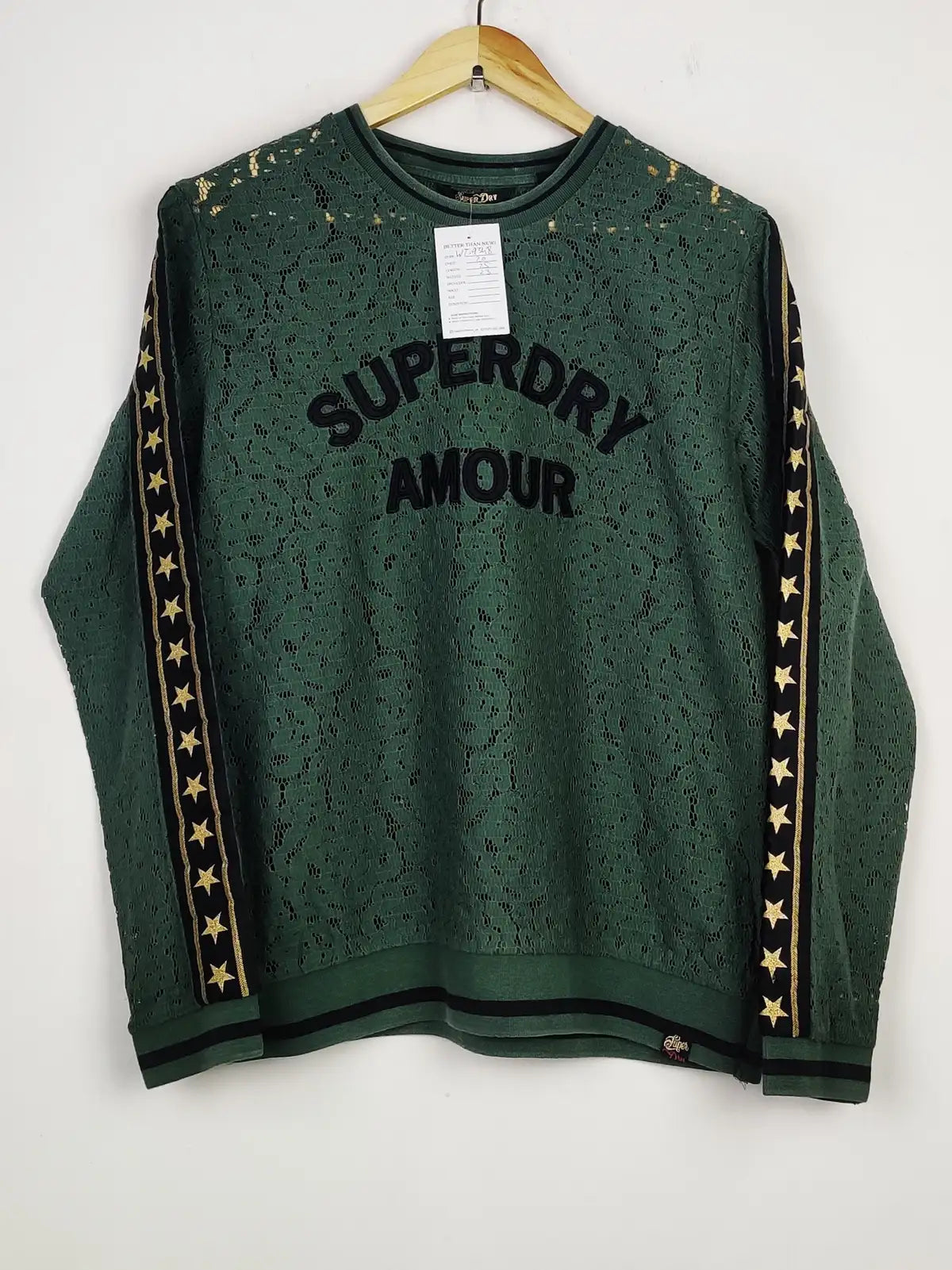 Buy online pre-used pre-loved 100% authentic & Original branded Super Dry (WT-9348) available in Pakistan. Top international brands avilable.
