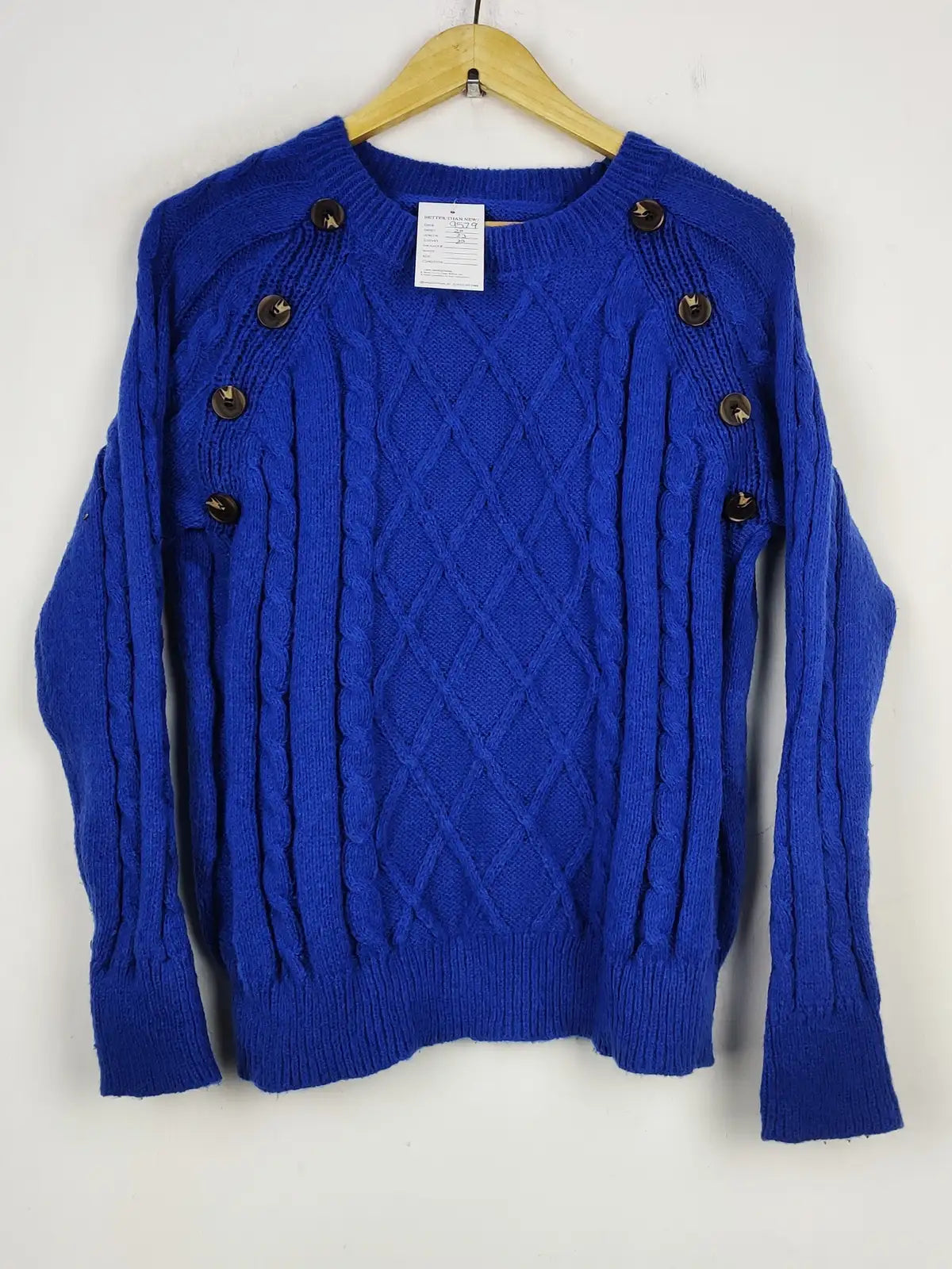 Buy online pre-used pre-loved 100% authentic & Original branded Unknown Brand (WT-9579) available in Pakistan. Top international brands avilable.